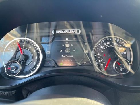 Used 2019 RAM 1500 Big Horn image 26