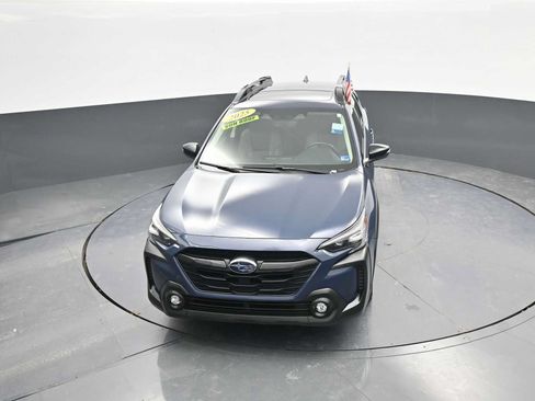 Used 2025 Subaru Outback Onyx Edition AWD/4WD image 29