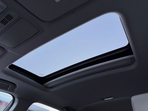 Used 2017 Honda CR-V EX-L image 27