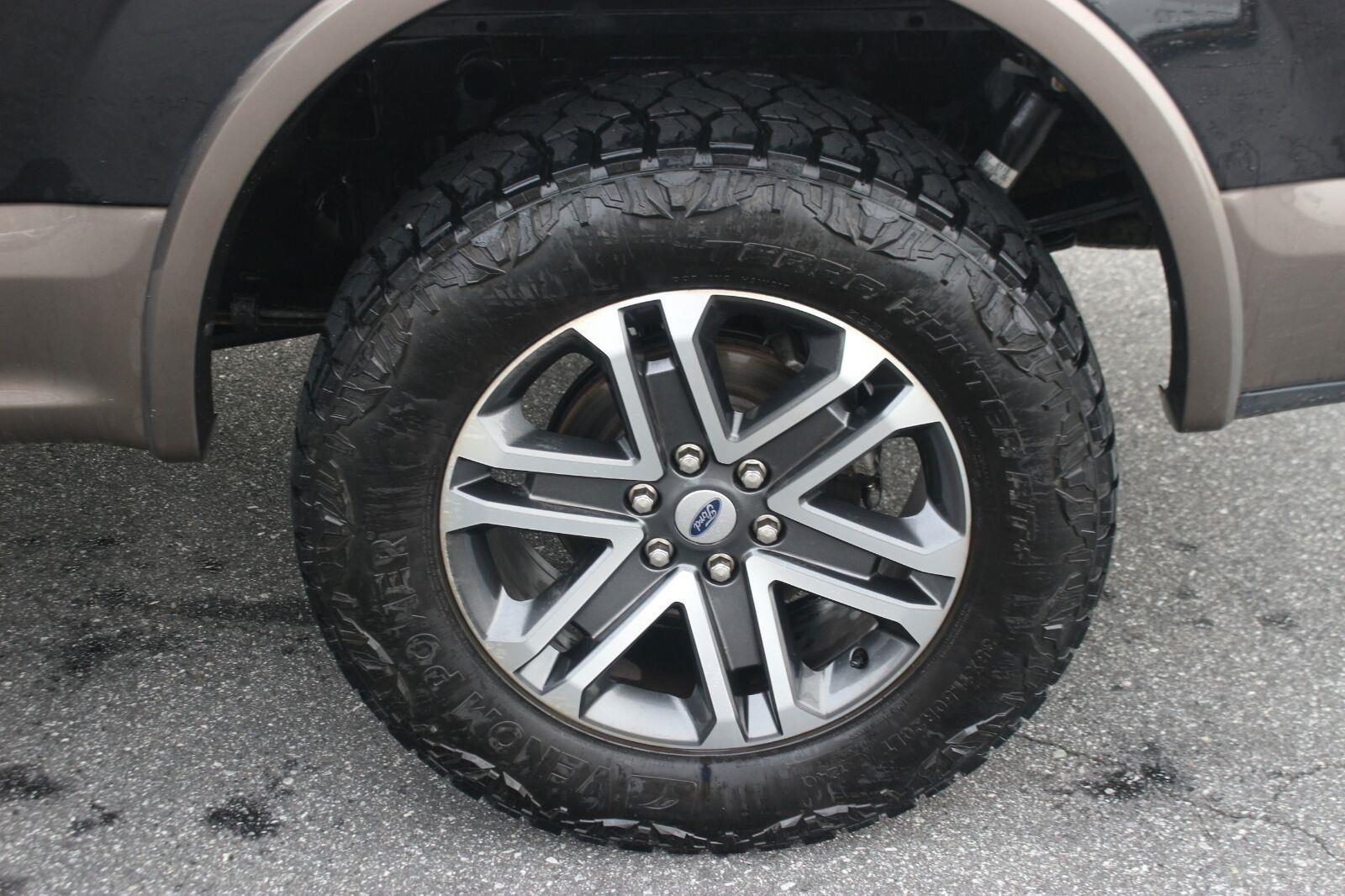 Used 2020 Ford F150 Lariat AWD/4WD image 40