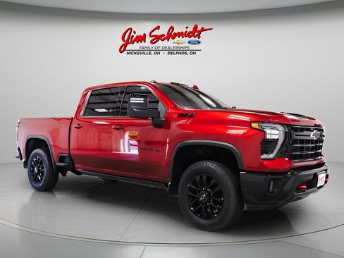 Used 2025 Chevrolet Silverado 2500 LTZ w/ Trail Boss Package AWD/4WD image 1