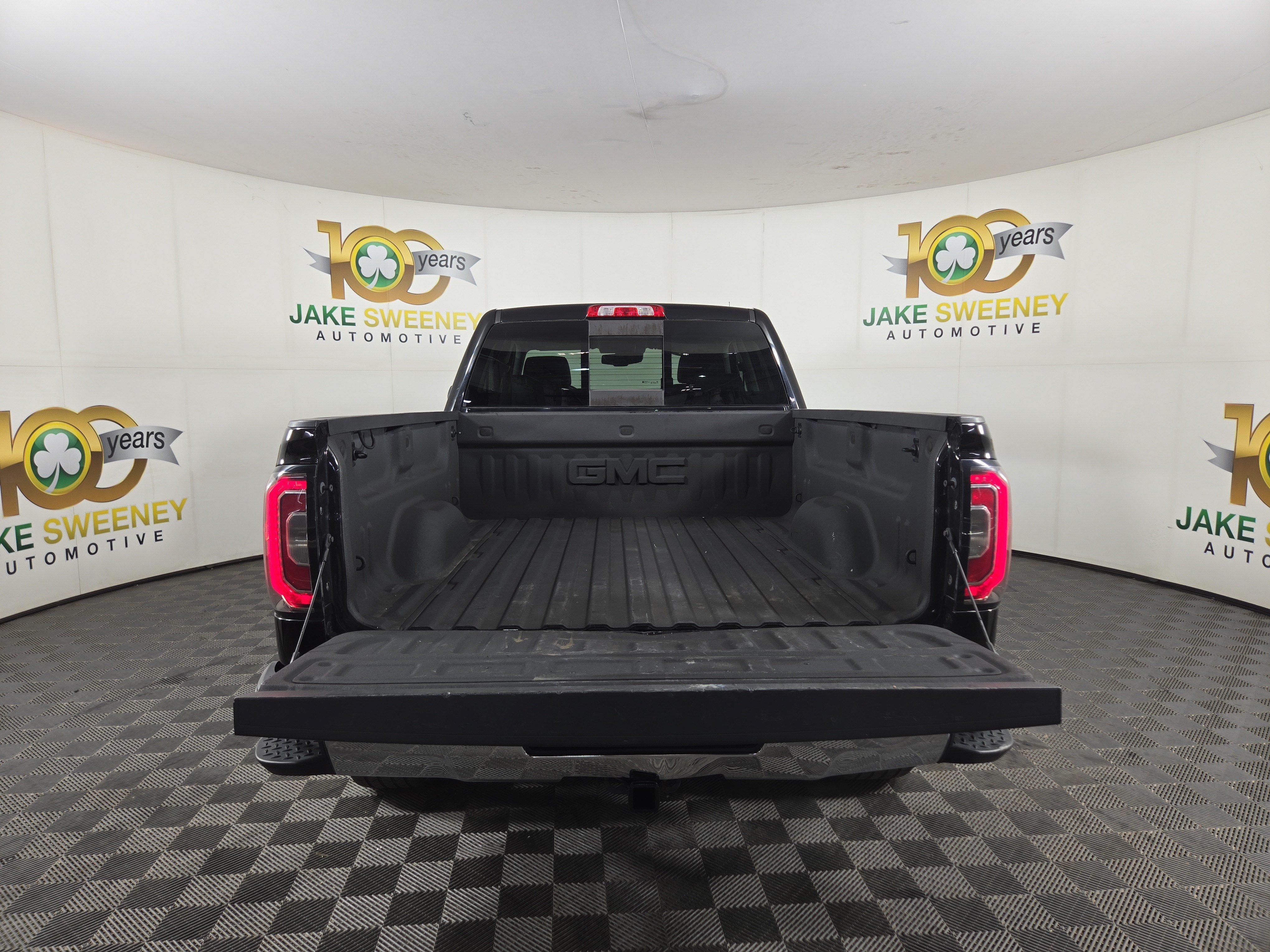 Used 2017 GMC Sierra 1500 SLT w/ SLT Premium Package AWD/4WD image 33
