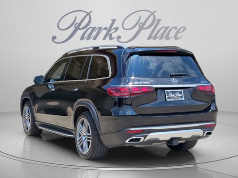 Used 2026 Mercedes-Benz GLS 450 4MATIC image 3