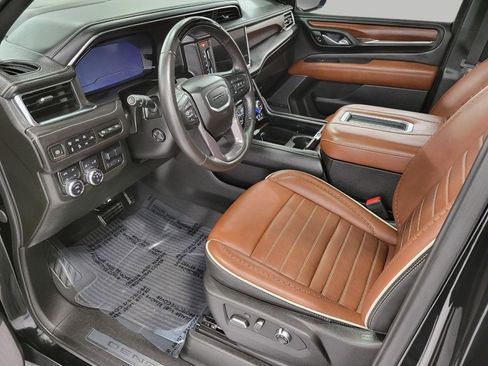 Certified 2024 GMC Yukon Denali Ultimate image 10