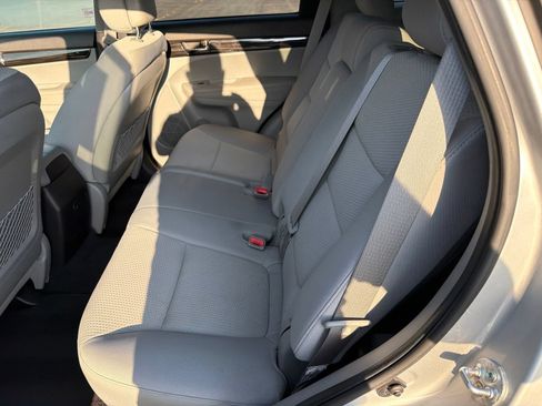 Used 2011 Kia Sorento LX AWD/4WD image 24