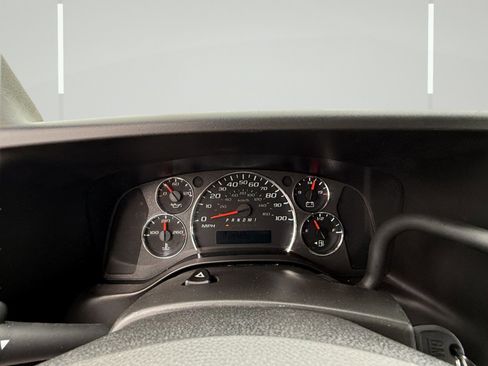 Certified 2024 Chevrolet Express 2500 w/ Driver Convenience Package image 19