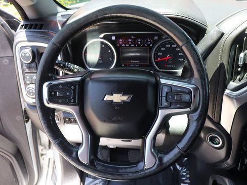 Used 2020 Chevrolet Silverado 3500 LTZ w/ Technology Package AWD/4WD image 26