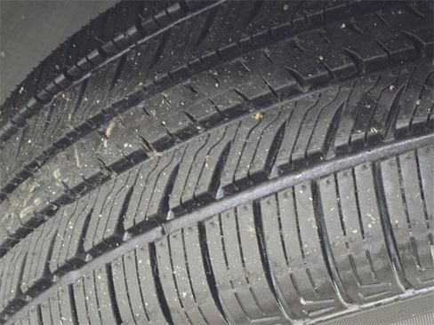 Used 2022 Toyota Corolla LE image 7