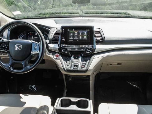 Used 2019 Honda Odyssey EX-L image 11
