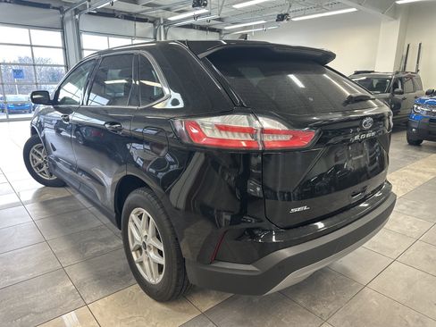 Used 2023 Ford Edge SEL w/ Convenience Package image 11