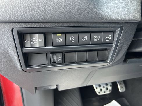 Used 2024 Toyota Tundra Limited image 16