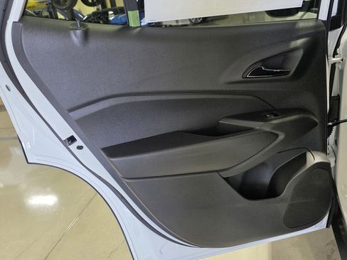 New 2026 Chevrolet Trax LT image 15