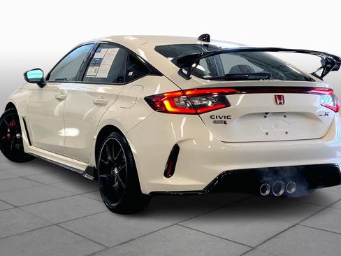 Used 2025 Honda Civic Type R image 11