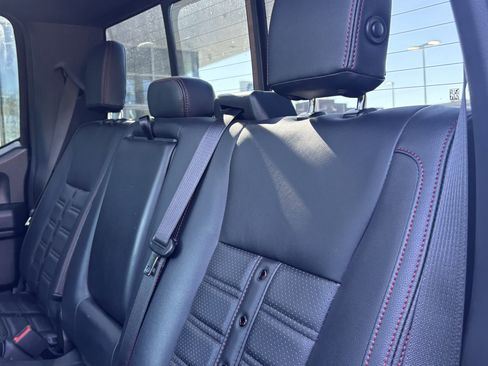Used 2019 Ford F150 Lariat w/ Equipment Group 502A Luxury image 32