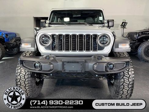Used 2024 Jeep Wrangler Unlimited Sport AWD/4WD image 22