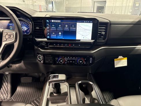 New 2026 Chevrolet Silverado 1500 LT Trail Boss w/ LT Trail Boss Premium Package AWD/4WD image 11