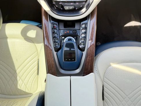 Used 2021 Aston Martin DBX AWD/4WD image 24
