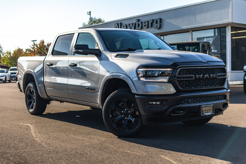 Used 2024 RAM 1500 Big Horn AWD/4WD image 1
