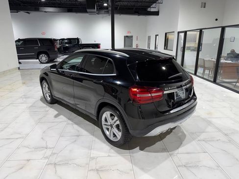 Used 2020 Mercedes-Benz GLA 250 image 11