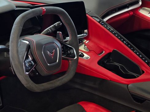 Used 2023 Chevrolet Corvette Stingray Premium Conv w/ Battery Protection Package image 18