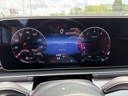Used 2024 Mercedes-Benz GLS 450 4MATIC image 23