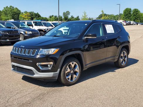 Used 2021 Jeep Compass Limited w/ Sun and Sound Group AWD/4WD image 2