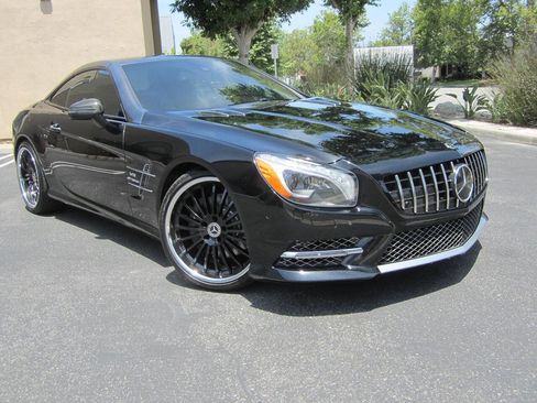 Used 2013 Mercedes-Benz SL 550 image 3