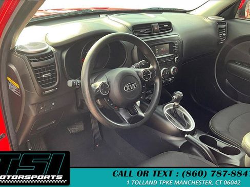 Used 2015 Kia Soul + FWD image 14
