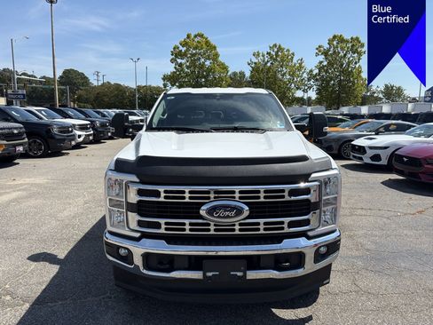 Used 2023 Ford F250 XLT w/ FX4 Off-Road Package AWD/4WD image 2