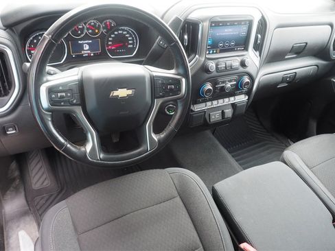 Used 2019 Chevrolet Silverado 1500 LT image 10