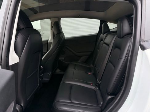 Used 2021 Tesla Model Y Performance AWD/4WD image 11