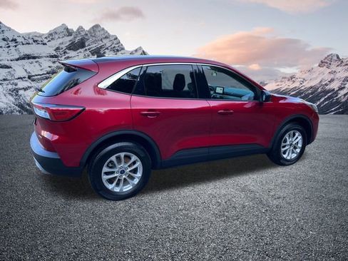 Certified 2022 Ford Escape SE w/ Cold Weather Package image 5