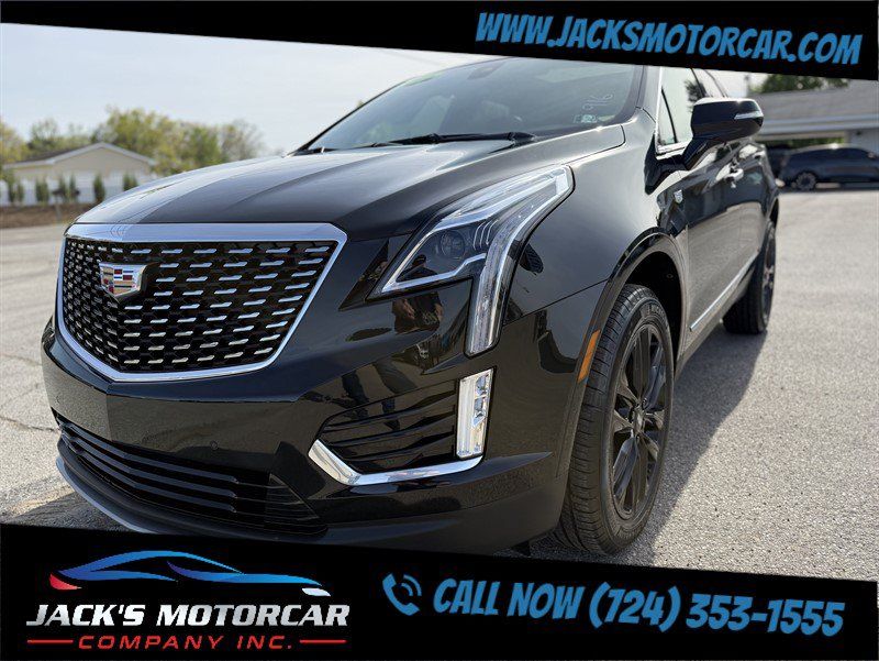 Used 2025 Cadillac XT5 Premium Luxury w/ LPO, Floor Liner Package AWD/4WD image 7