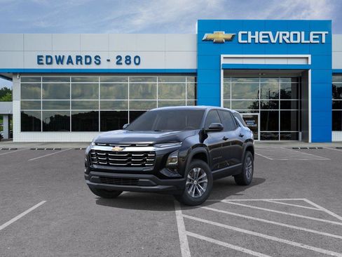 New 2026 Chevrolet Equinox LT w/ Convenience Package II FWD image 9