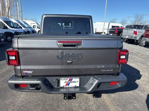 New 2026 Jeep Gladiator Sport AWD/4WD image 6