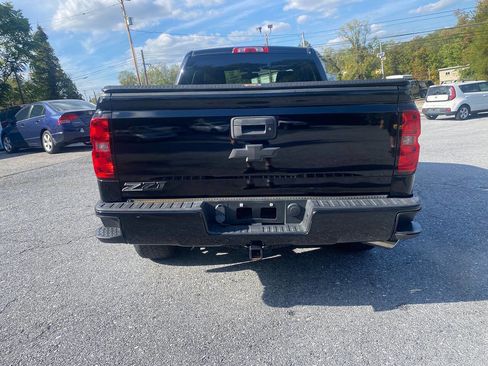 Used 2018 Chevrolet Silverado 1500 LT w/ All Star Edition image 10