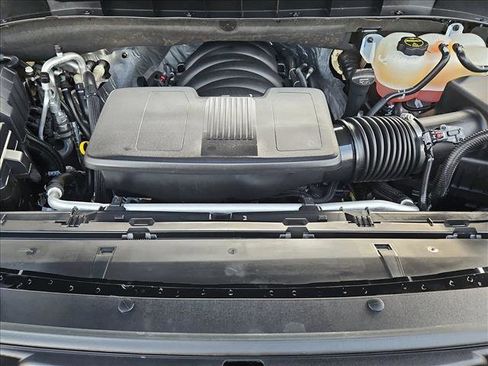 Used 2025 GMC Yukon Denali image 24