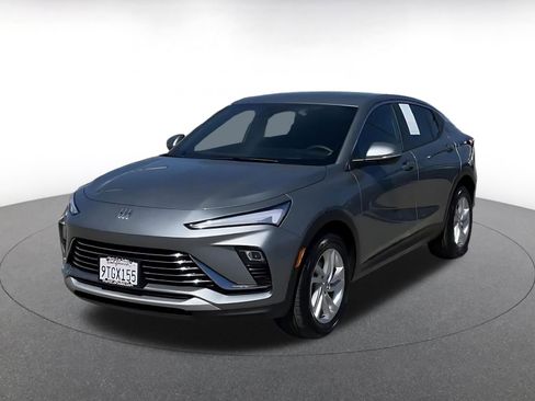 Used 2025 Buick Envista Preferred image 7