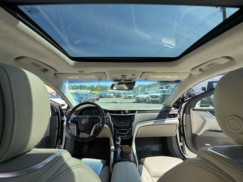 Used 2013 Cadillac XTS Platinum FWD image 25
