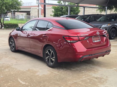 Used 2025 Nissan Sentra SV FWD image 5