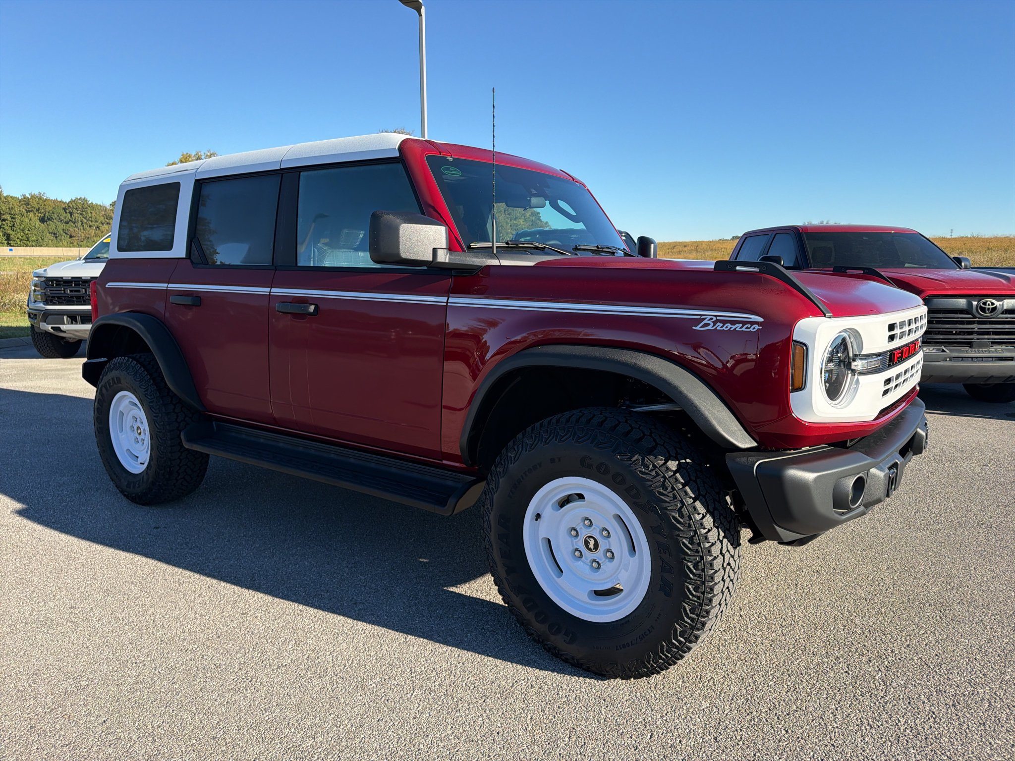 New 2026 Ford Bronco Heritage Edition AWD/4WD image 3