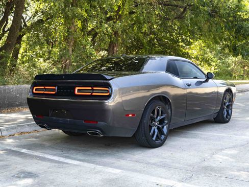 Used 2022 Dodge Challenger SXT w/ Blacktop Package RWD image 9