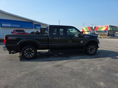 Used 2015 Ford F250 XLT w/ FX4 Off-Road Package AWD/4WD image 6