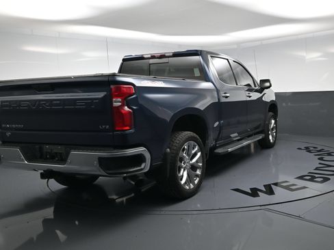 Used 2020 Chevrolet Silverado 1500 LTZ w/ LTZ Plus Package AWD/4WD image 9