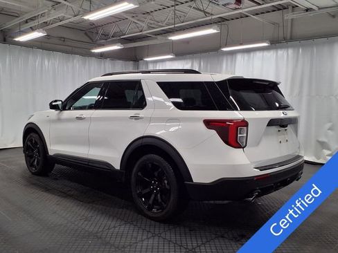 Used 2024 Ford Explorer ST-Line w/ Class IV Trailer Tow Package AWD/4WD image 2