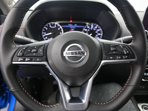 Used 2025 Nissan Sentra SR image 14