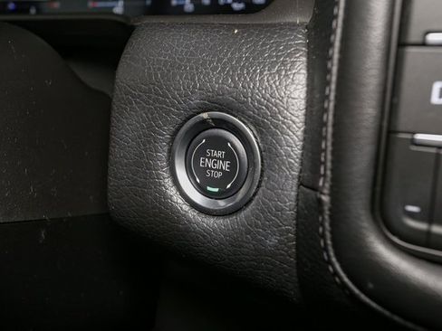 Used 2024 GMC Yukon Denali image 35