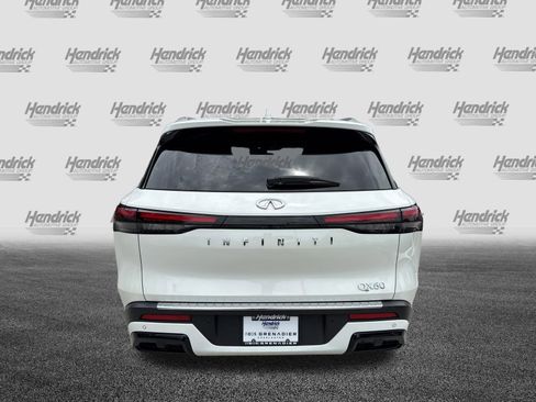 Used 2023 INFINITI QX60 Luxe w/ Cargo Package FWD image 8