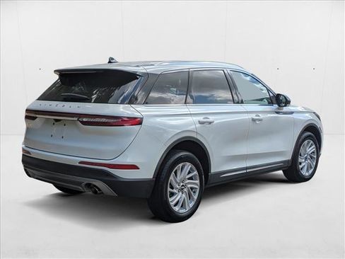 Used 2022 Lincoln Corsair FWD image 5