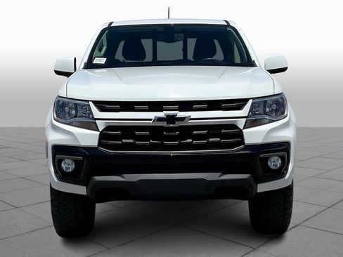 Used 2022 Chevrolet Colorado LT w/ LT Convenience Package AWD/4WD image 4
